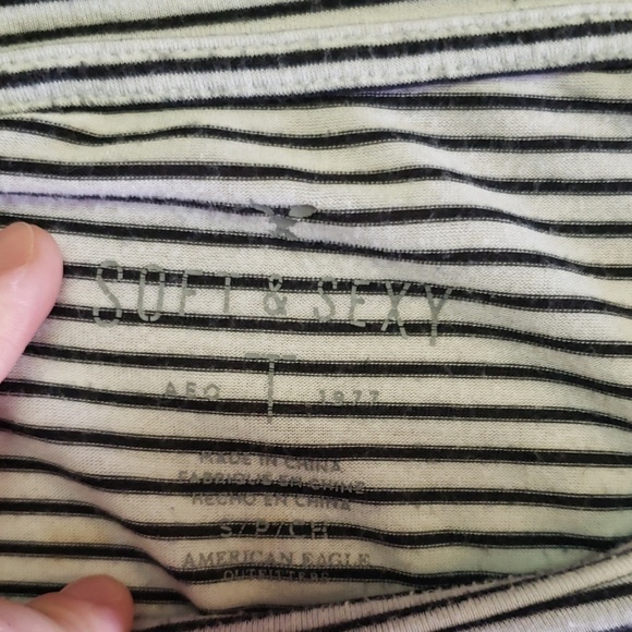 Ultra soft striped tee - Picture 3 of 4